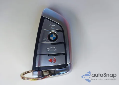 2020 BMW 330I from USA, damaged, VIN 3MW5R1J0XL8B41522